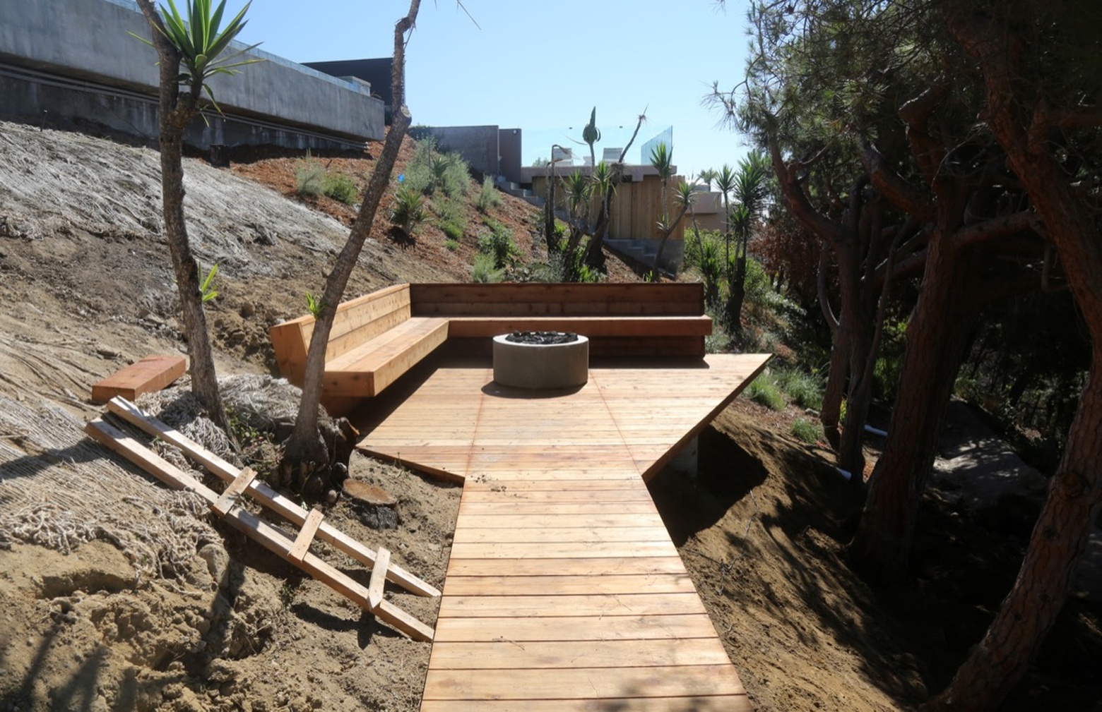 Masonry fire pit built in a Redondo Beach yard